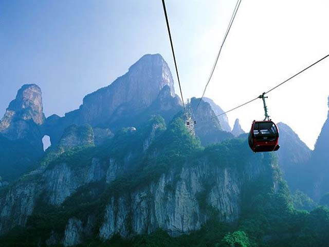 Гора Небесные Ворота Тяньмэньшань 