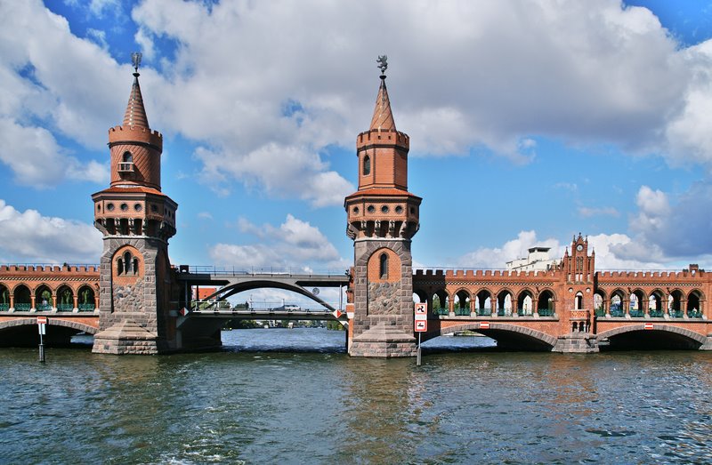 Мост через Шпрее в Берлине
